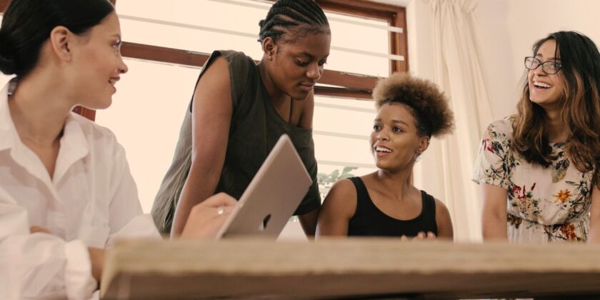 Planning a hybrid event: best practices and top tips 